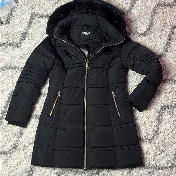 GUESS Black Puffer Jacket with Faux Fur Trim - Picture 1 of 10